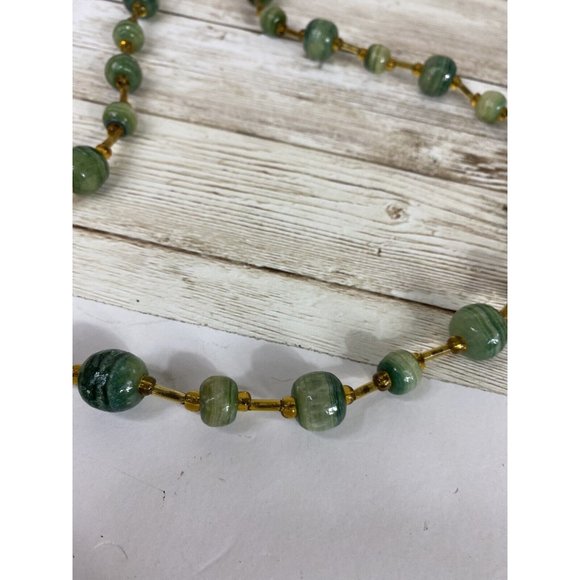 Bead Necklace 26 in No Clasp Green Natural Malachite W Amber Colored Spacer Vtg - Picture 7 of 11